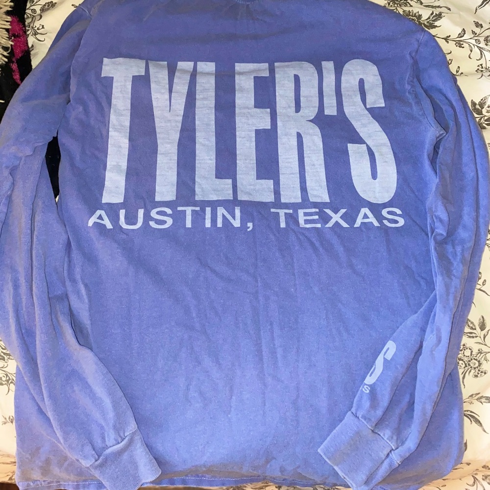 Long sleeve T shirt